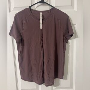 Lululemon - Rise and run short sleeve